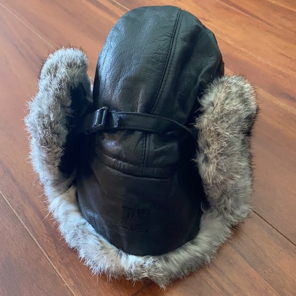 Leather rabbit fur Crown cap aviator winter hat. Like new condition. Super warm. - Picture 4 of 9
